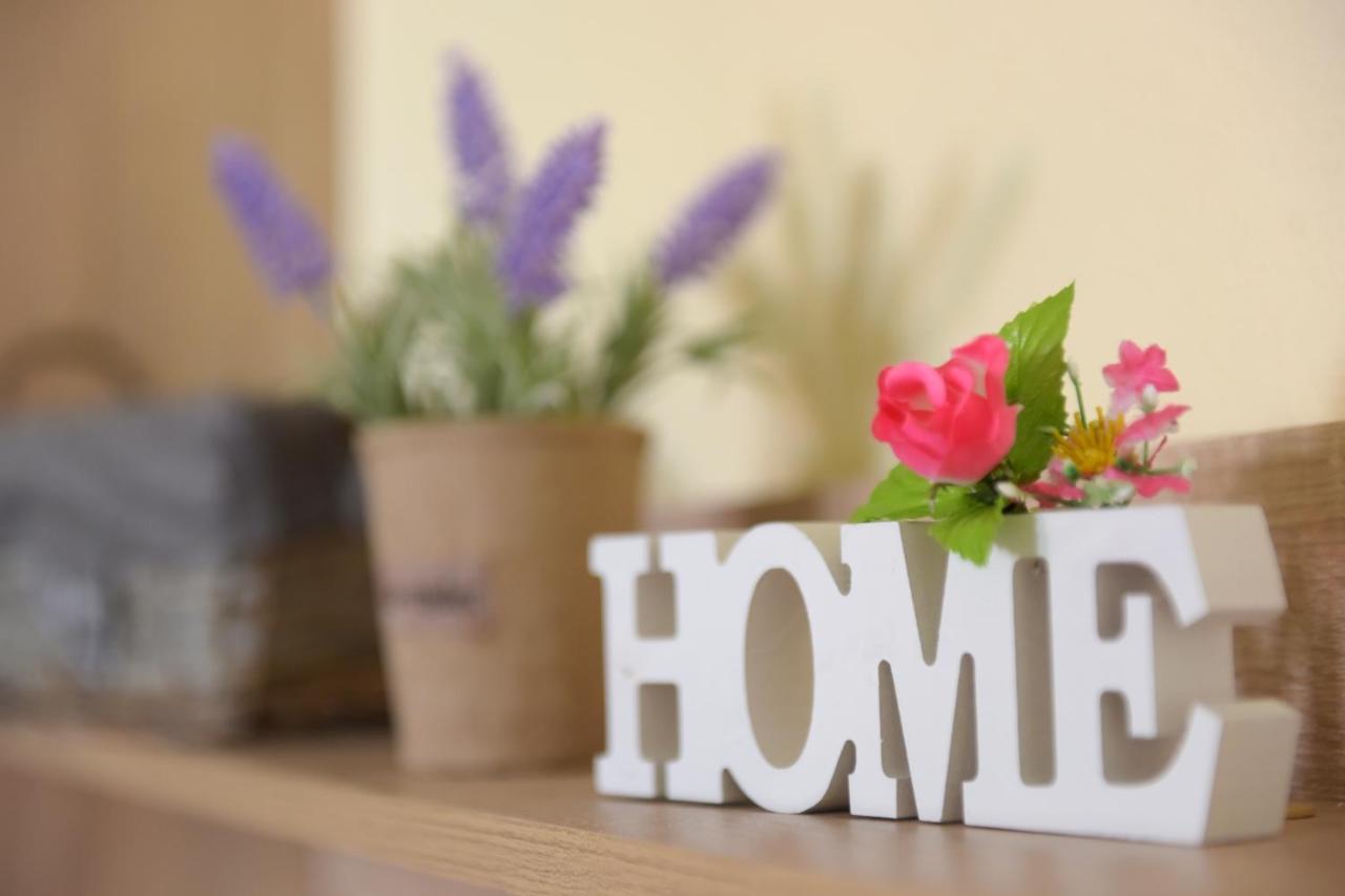 Apartament Happy Days Und Studio/penthouse *