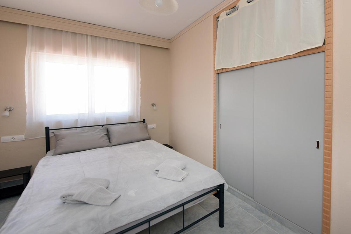 Happy Days Und Studio/penthouse * Ialysos (Rhodes)